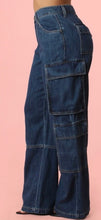 Load image into Gallery viewer, DENIM CARGO LOOK JEANS