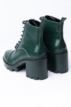 Load image into Gallery viewer, CHUNKY GREEN BOOTIE